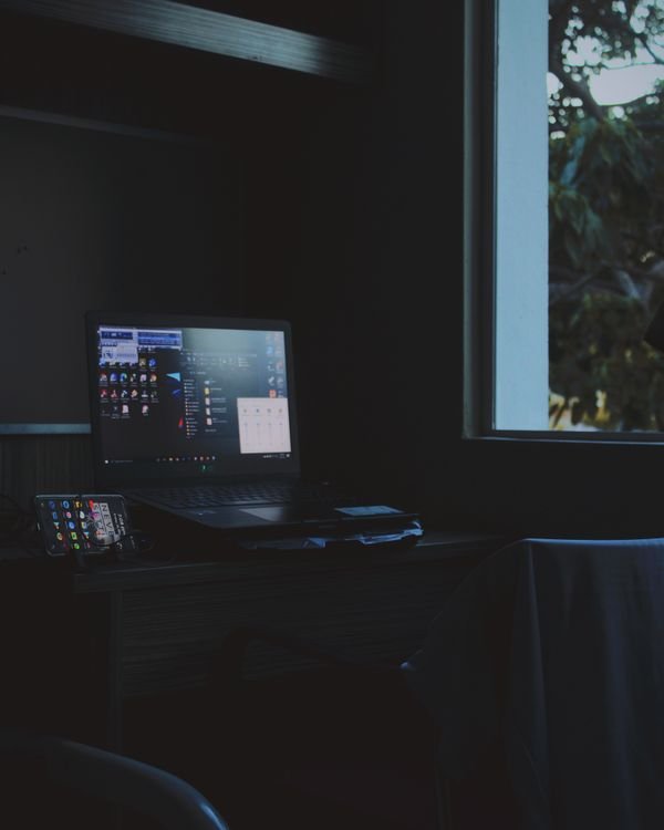 Best Gaming Laptops Under £2,500 in the UK (2026)