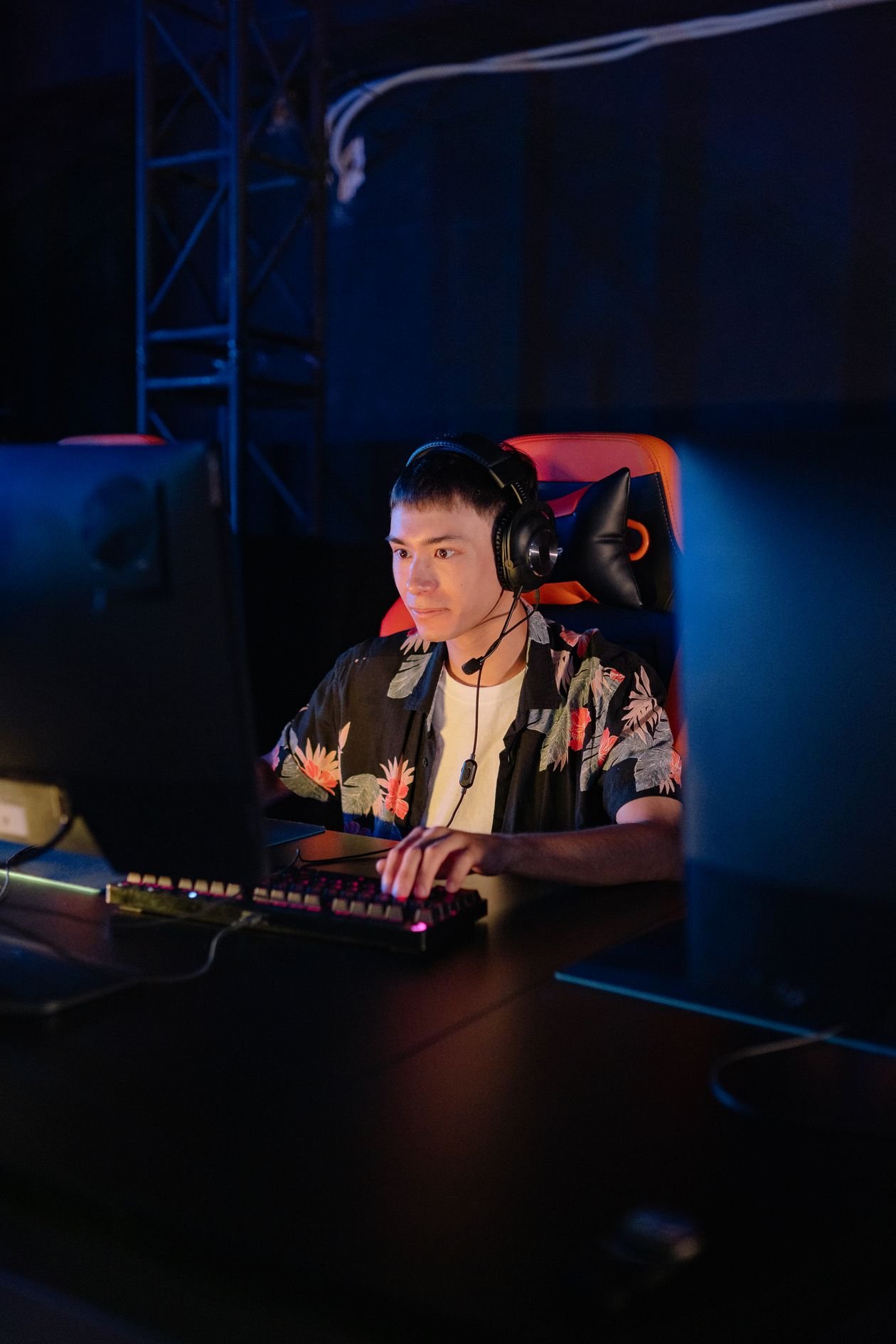 ASUS ROG Strix Scar 16 (2026) RTX 5090 Review: Flagship Speed, Sensible Size