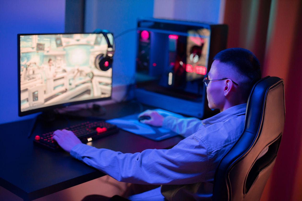 Gigabyte AORUS Elite 16 (2026) RTX 5070 Review: Premium 5070, Premium Price